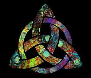Celtic knot rainbow